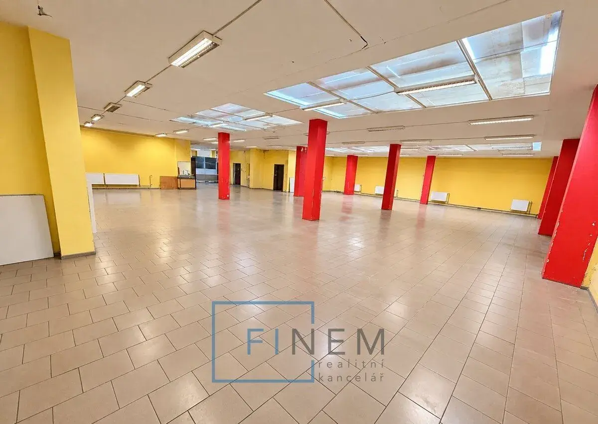 Pronájem obchodního prostoru 410 m² v centru Kralup nad Vlta