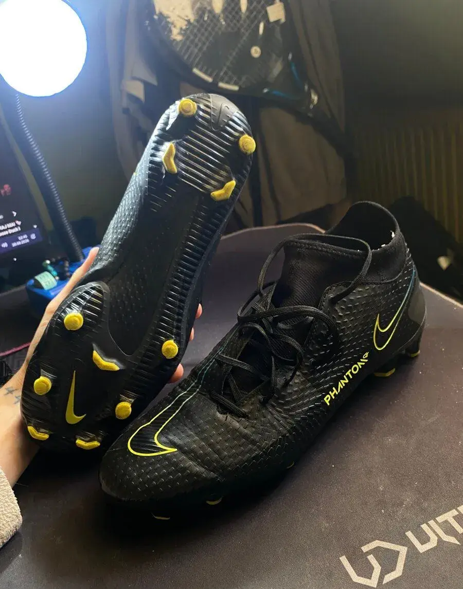Nike Phantom GT Club MG Black x Prism vel. 43