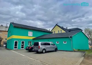 Pronájem, byt, 40 m2 + parkoviště, Karlovy Vary, ul. Závodu