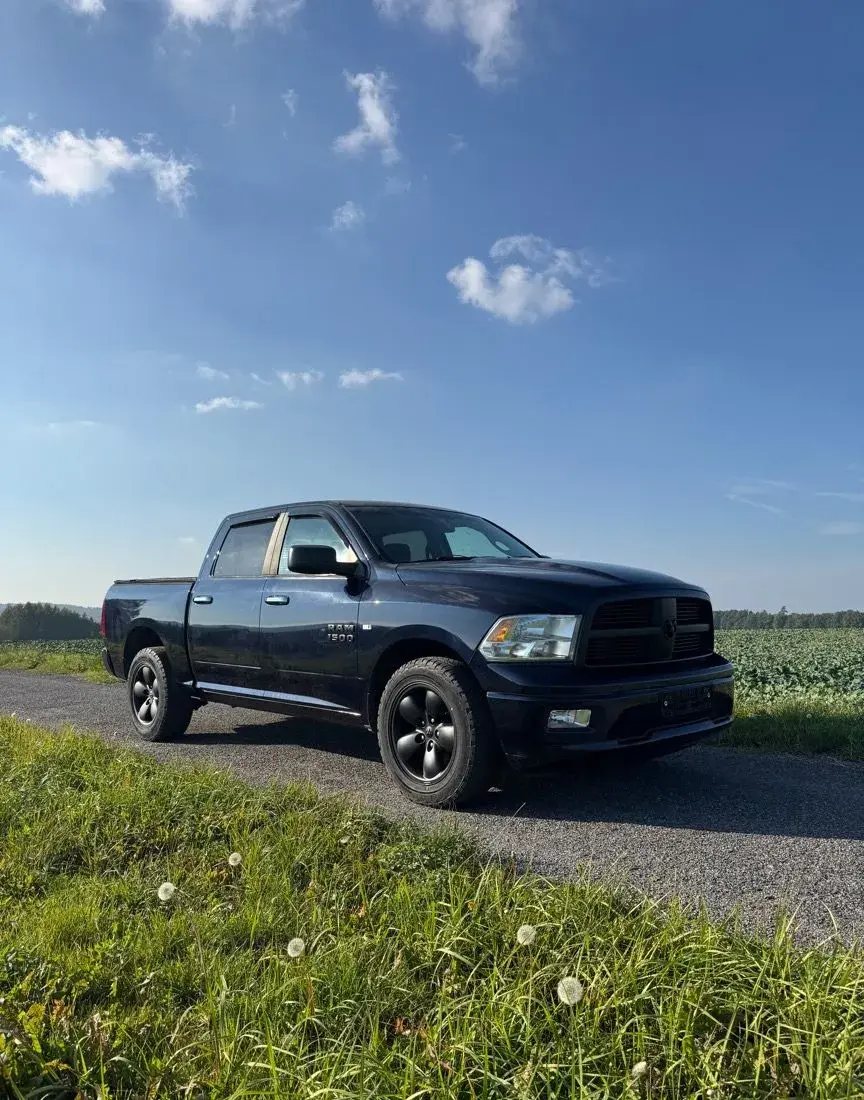 Dodge RAM – 2012, 300 200 km