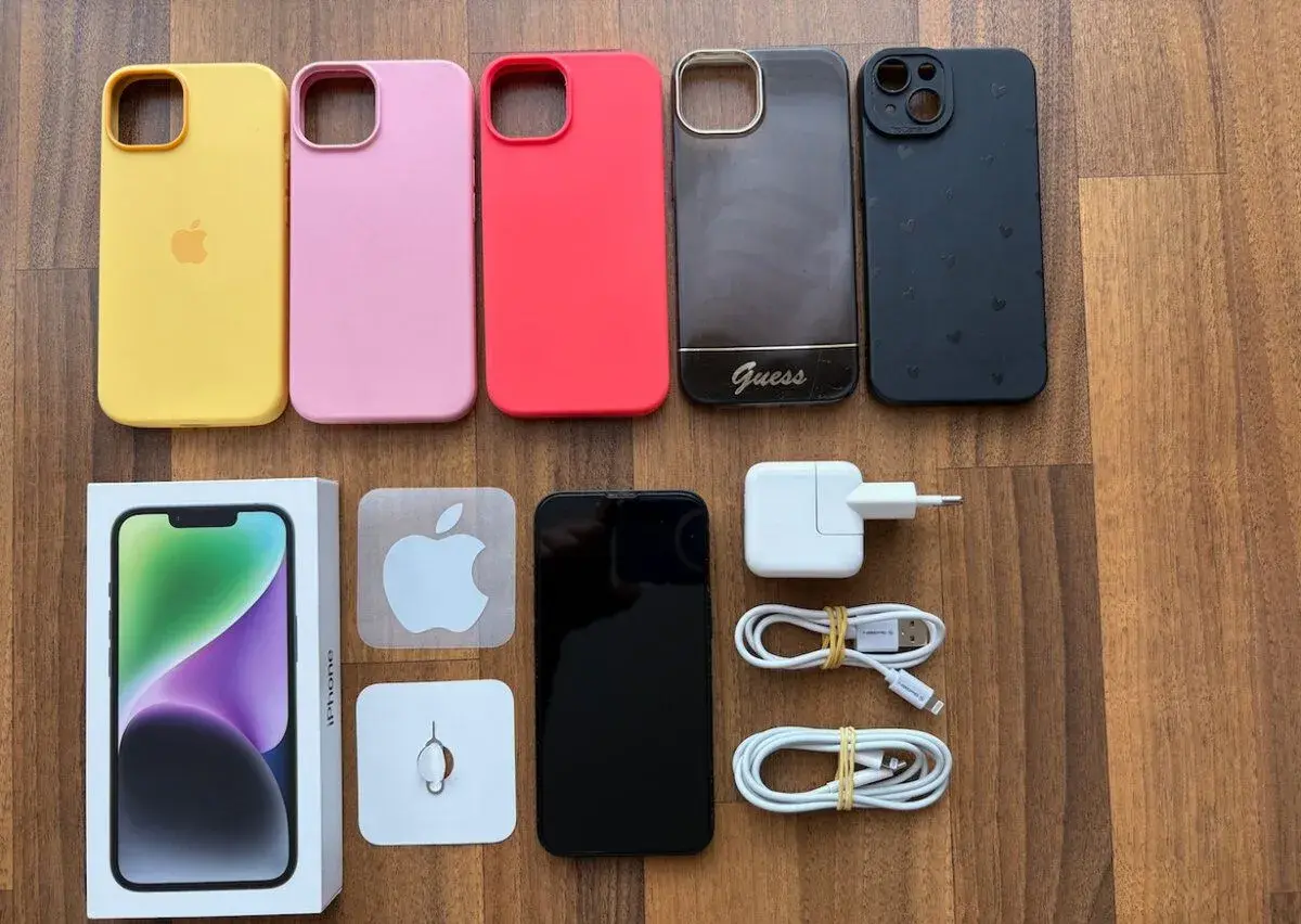 Apple iPhone 14 128GB – stav A+, baterie 87 %, ochranné sklo