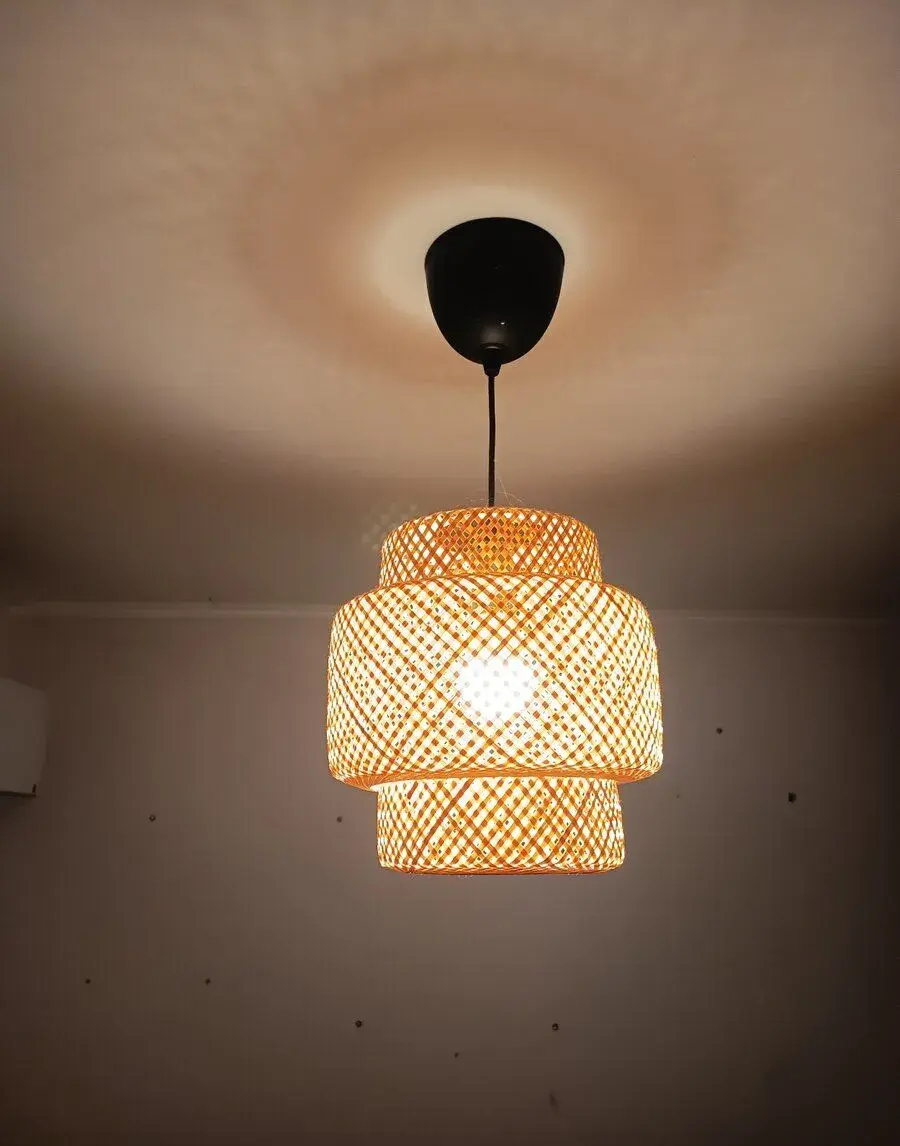 IKEA SINNERLIG – bambusová závěsná lampa Ø 50 cm