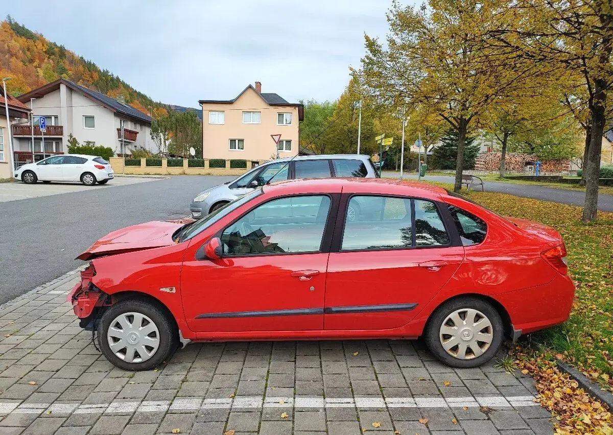 Renault Thalia – 2012, 92 000 km