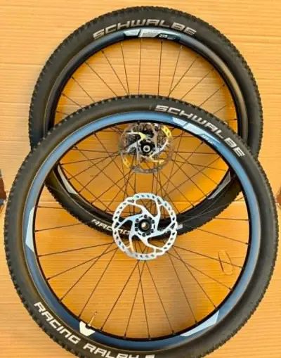 Kola GIANT P XC2 27,5 + pláště, kotouče, kazeta