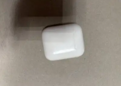 Apple AirPods s nabíjecím pouzdrem – 2 sady