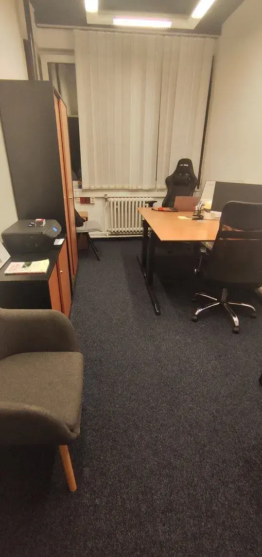 Podnájem/sdílení kanceláře 20m2