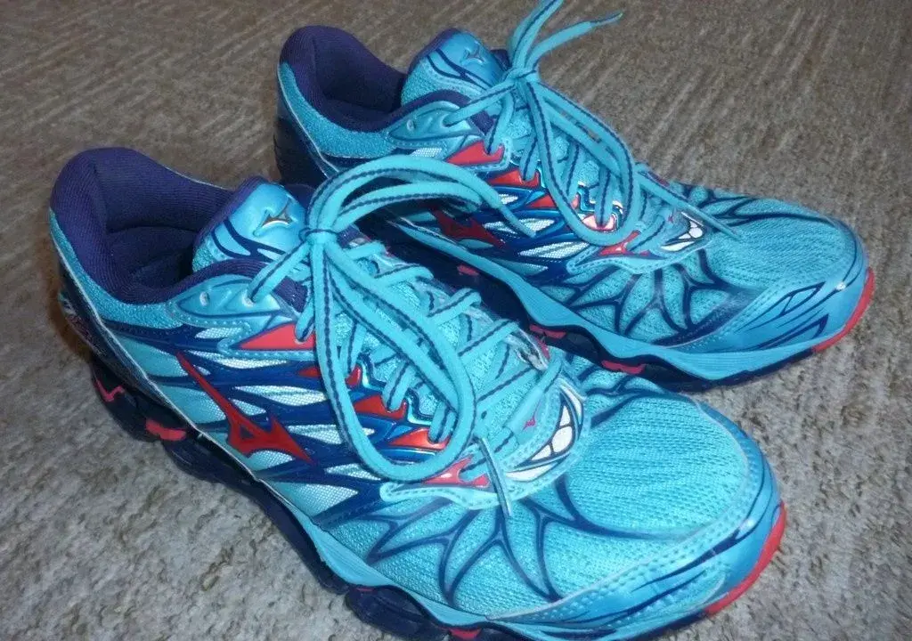 MIZUNO - běž.boty