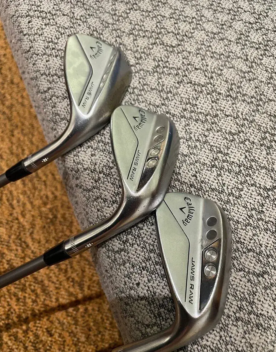 Callaway Jaws Raw Face CHROME na grafitu, RH, 54/58