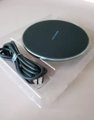 Bezdrátová rychlonabíječka 15W Wireless Charger