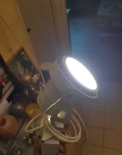 Halogenové Světla (silné osvětlení)