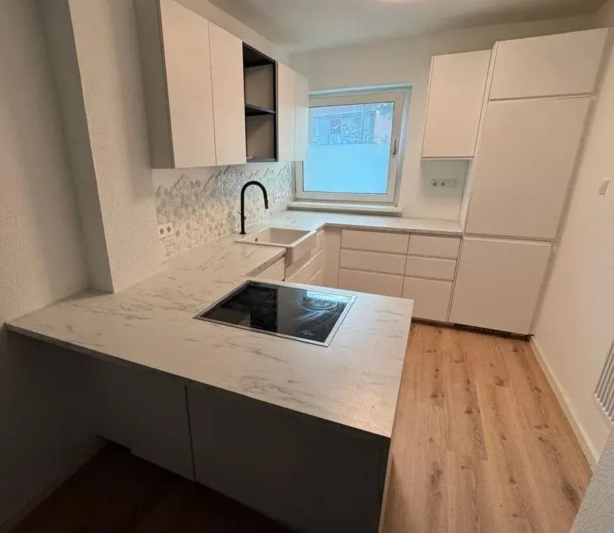 Moderní kuchyňská linka JENNIFER