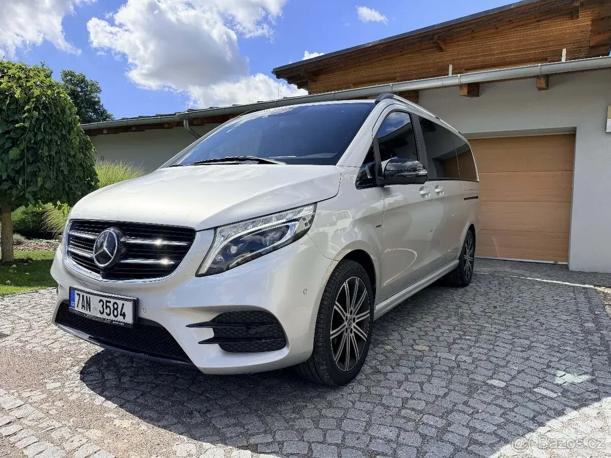 Mercedes-Benz Třídy – 2019, 157 069 km