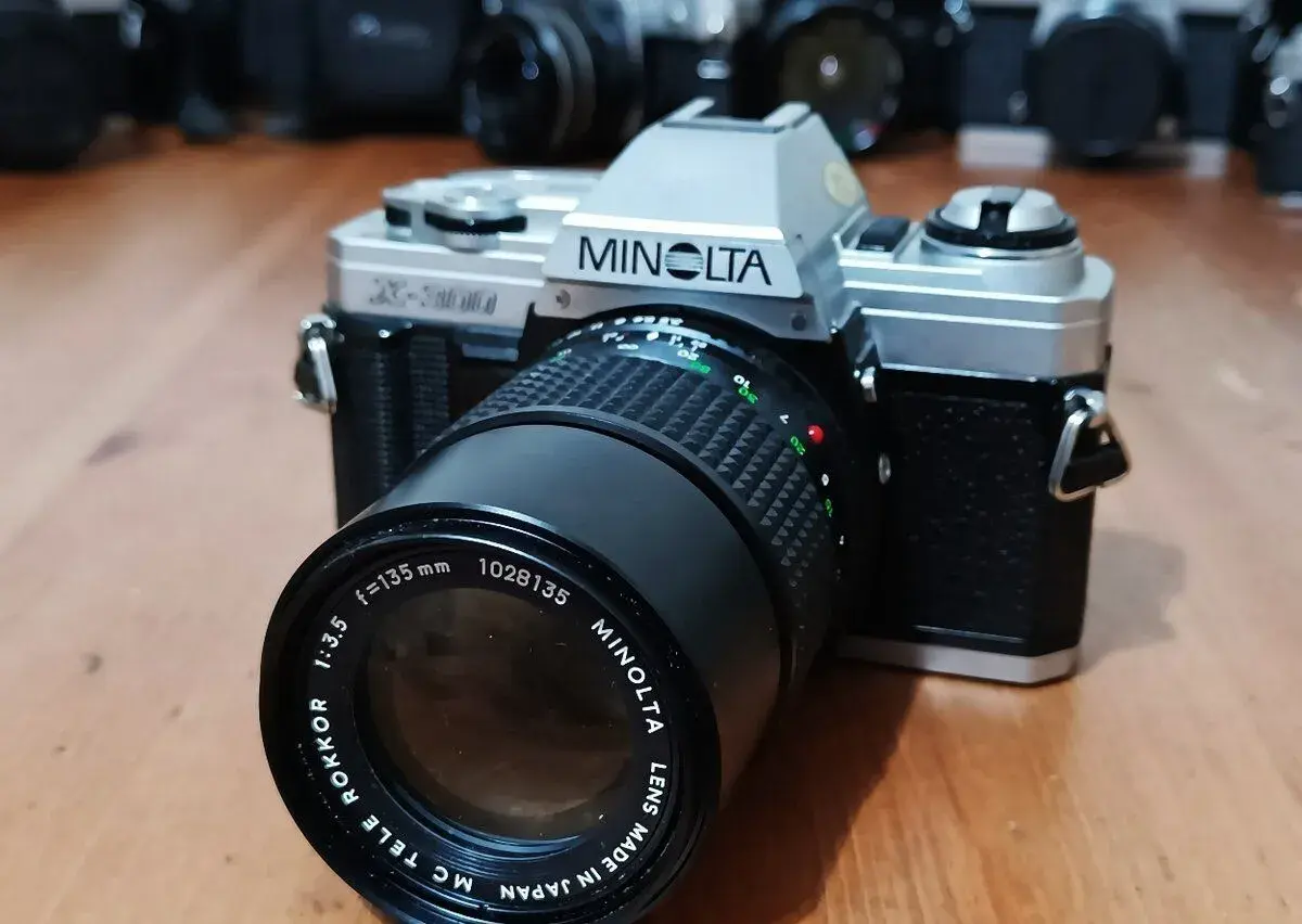 MINOLTA X-300 (MC Tele Rokkor - 3,5/135mm) - 1984