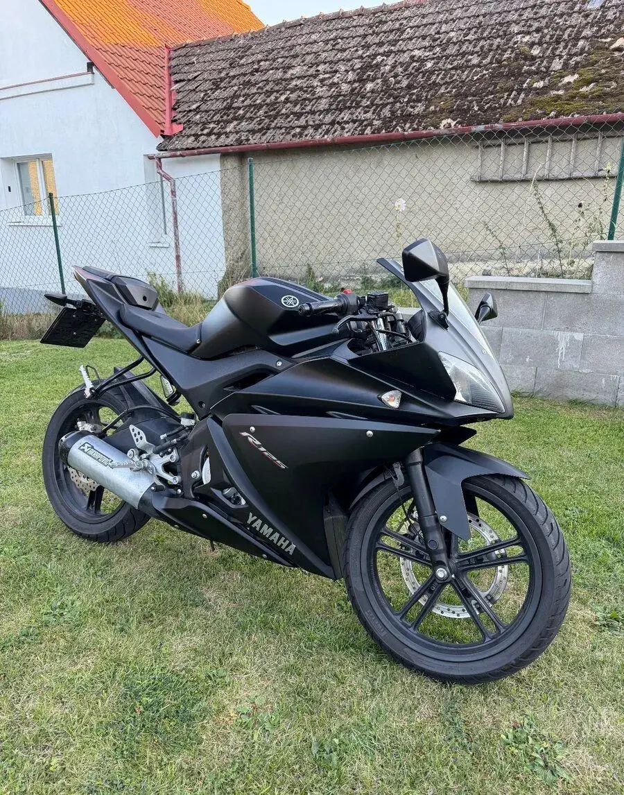 Yamaha YZF R125