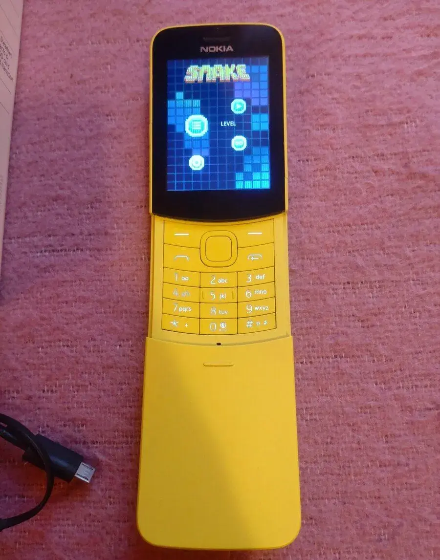Nokia 8110 4G
