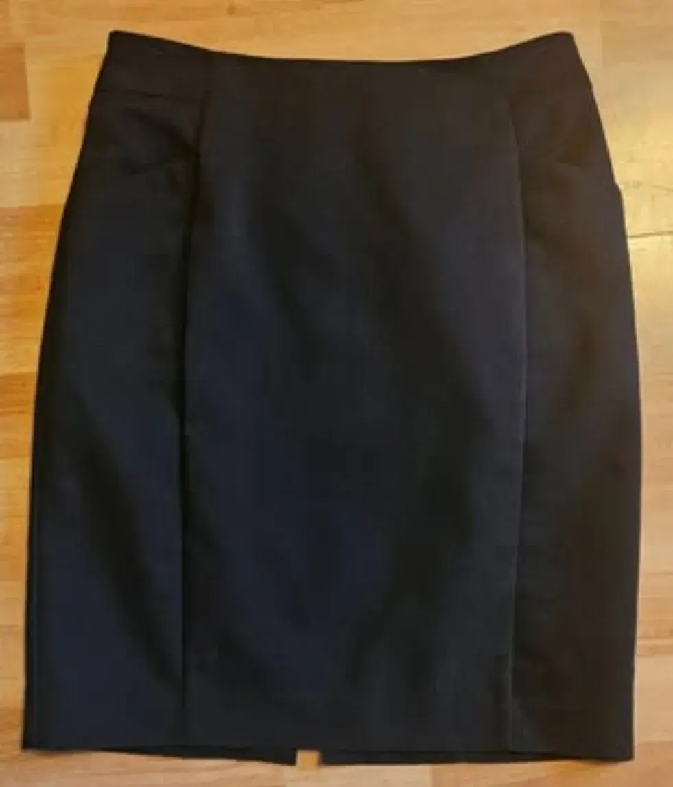 Úzká černá formální sukně, H&M, vel. 38, nová