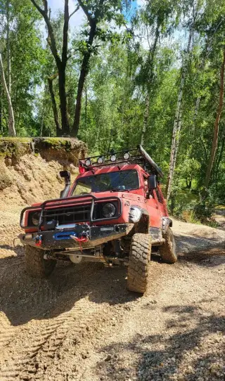Suzuki Samurai