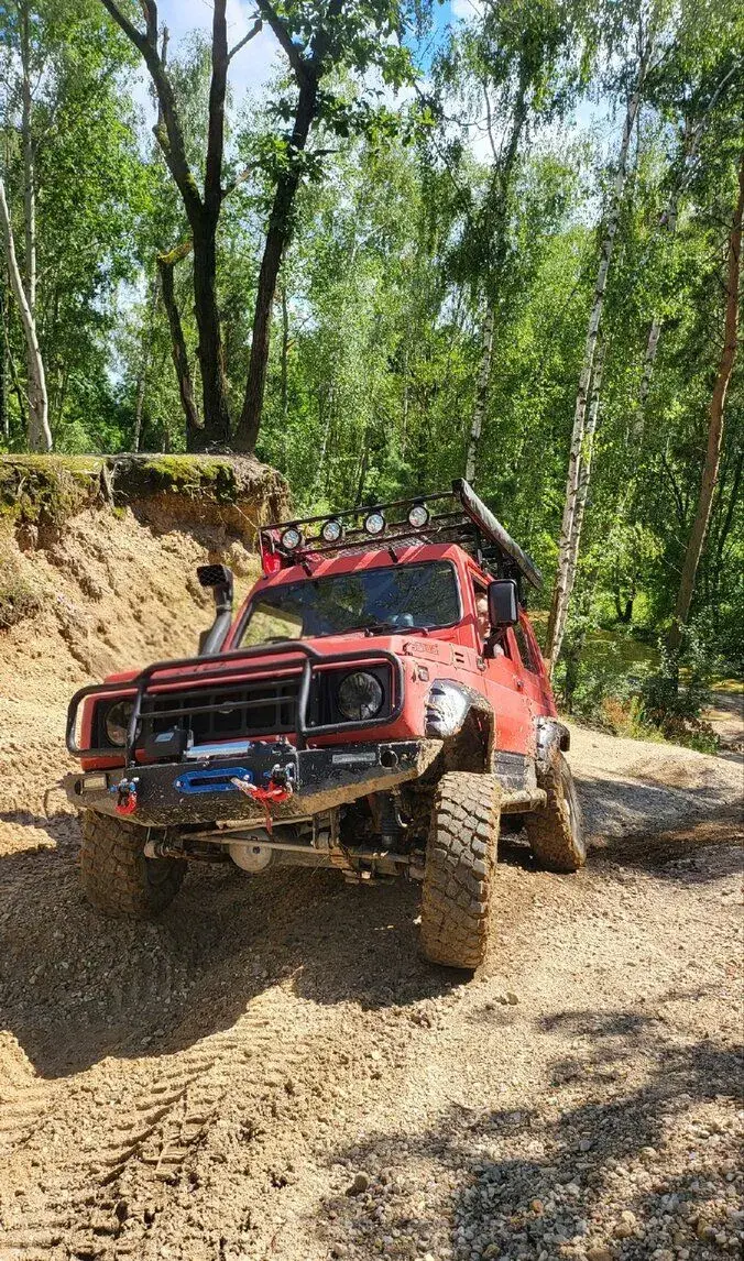 Suzuki Samurai