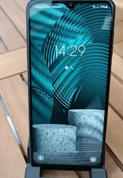 Samsung Galaxy A12 –32GB / 3GB RAM plně funkční, pěkný stav