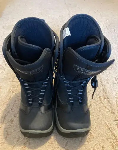 Dětské snowboardové boty 35