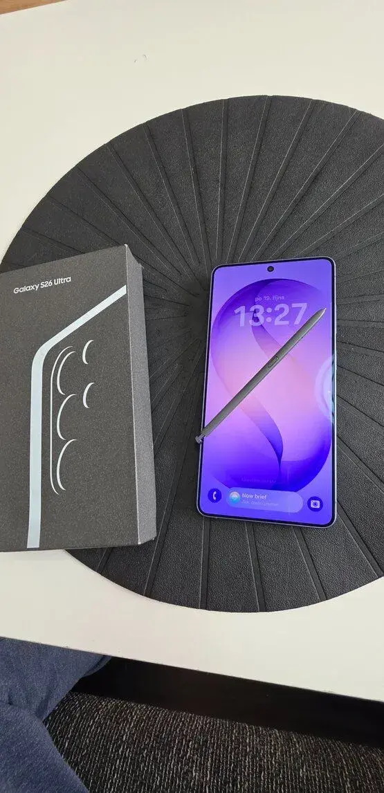 Samsung Galaxy S26 Ultra, paměť 256 GB, barva violet