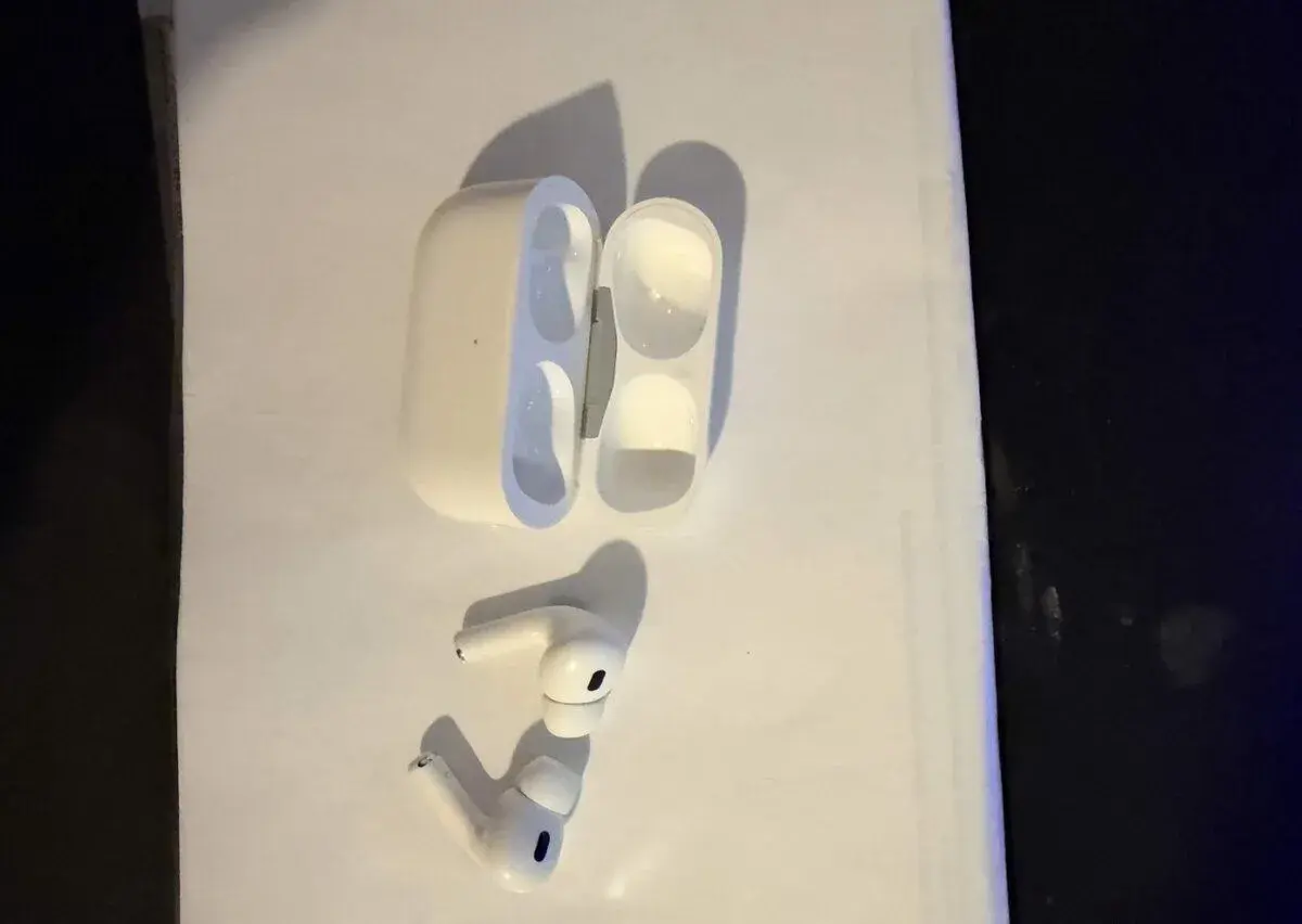 Apple AirPods Pro 2 (USB-C)
