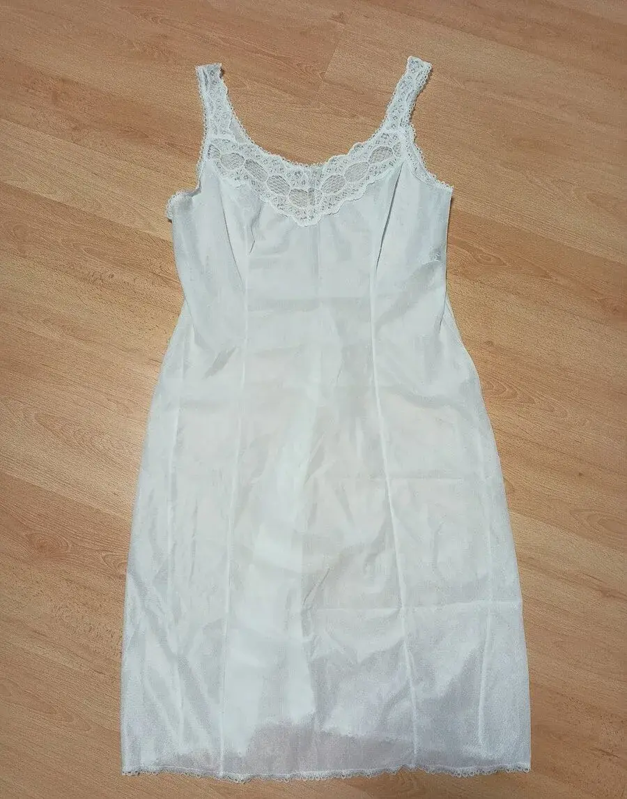 Nové retro silonové kombiné - Trikota Vrbové