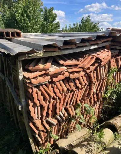 Staré pálené střešní tašky J.V.KŘOVICE