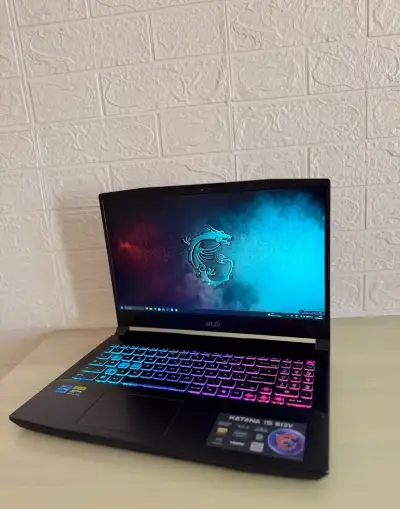 MSI Katana 15 B13V – i7 / RTX 4070 8GB / 16GB DDR5 / 144Hz