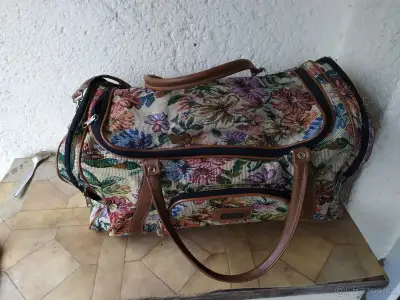 taška na cesty