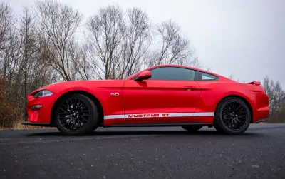 Ford Mustang GT 5.0 V8 coupe – Poukaz