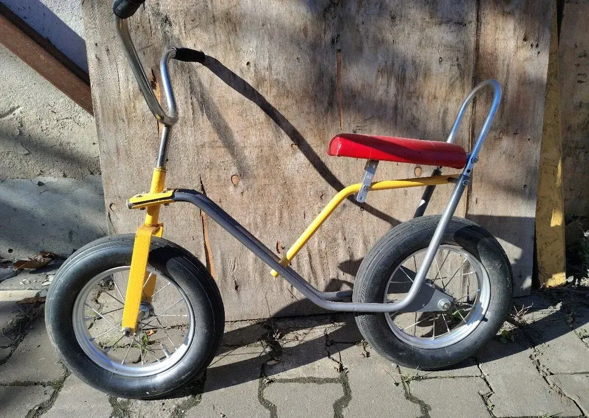 Dětské odrážedlo