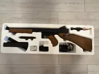 Airsoft Thompson – celokov + imitace dřeva