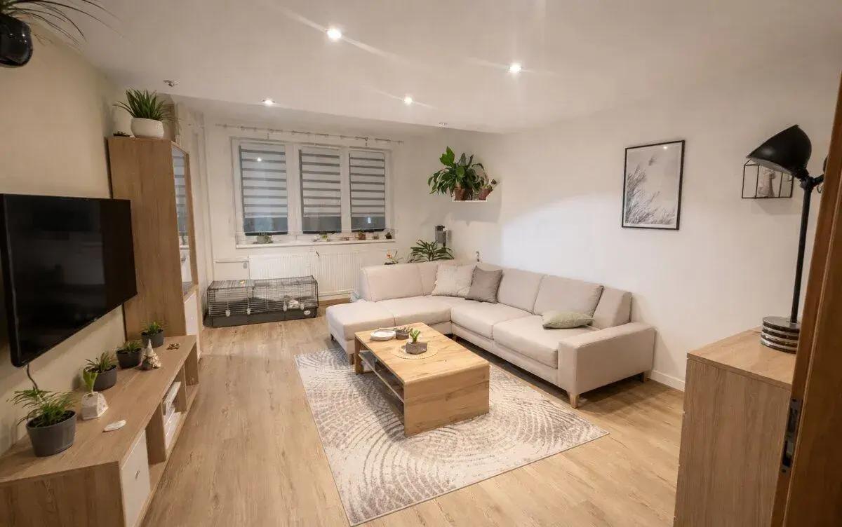 Prodej bytu OV, 3+1 74 m² + zasklená lodžie - J.Bendy