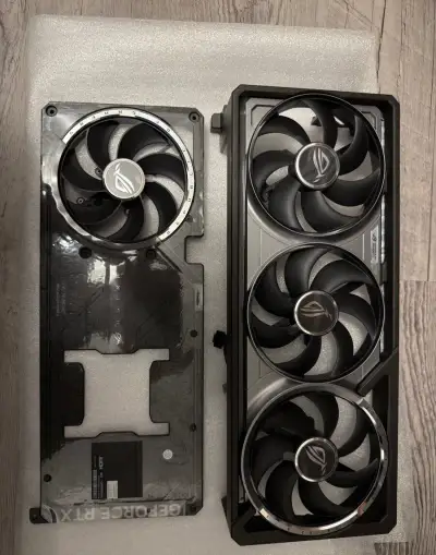 ASUS Rog Astral 5090 OC Edition(přední a zadní kryt)