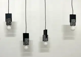 závěsný lustr kov a beton