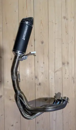 Kompletní výfuk Dominator Triumph