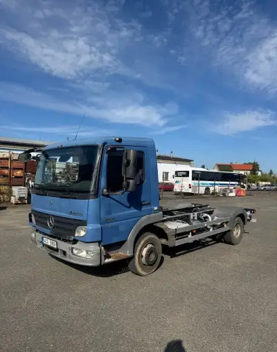 Mercedes atego 918 nosič kontejneru