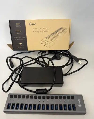 i-tec USB 3.0 Charging HUB 16 portů + 90W adaptér
