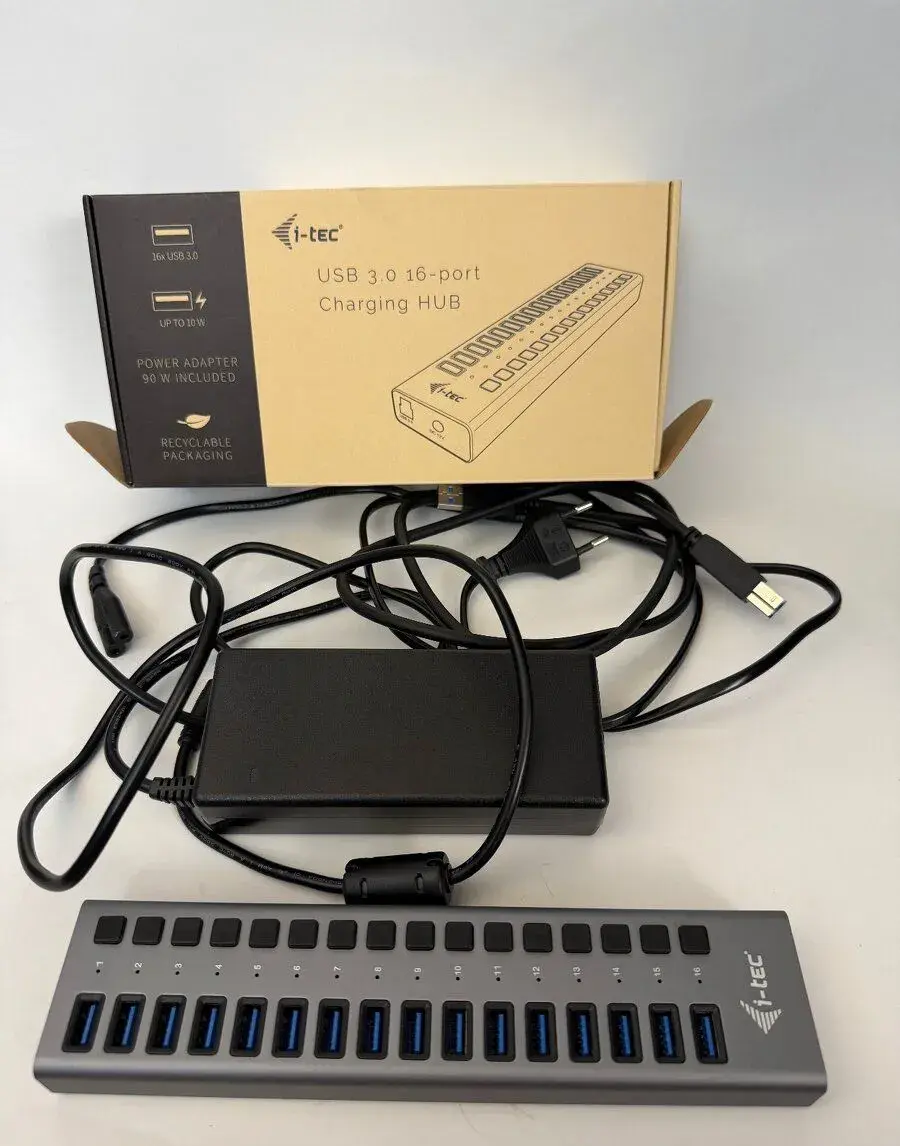 i-tec USB 3.0 Charging HUB 16 portů + 90W adaptér