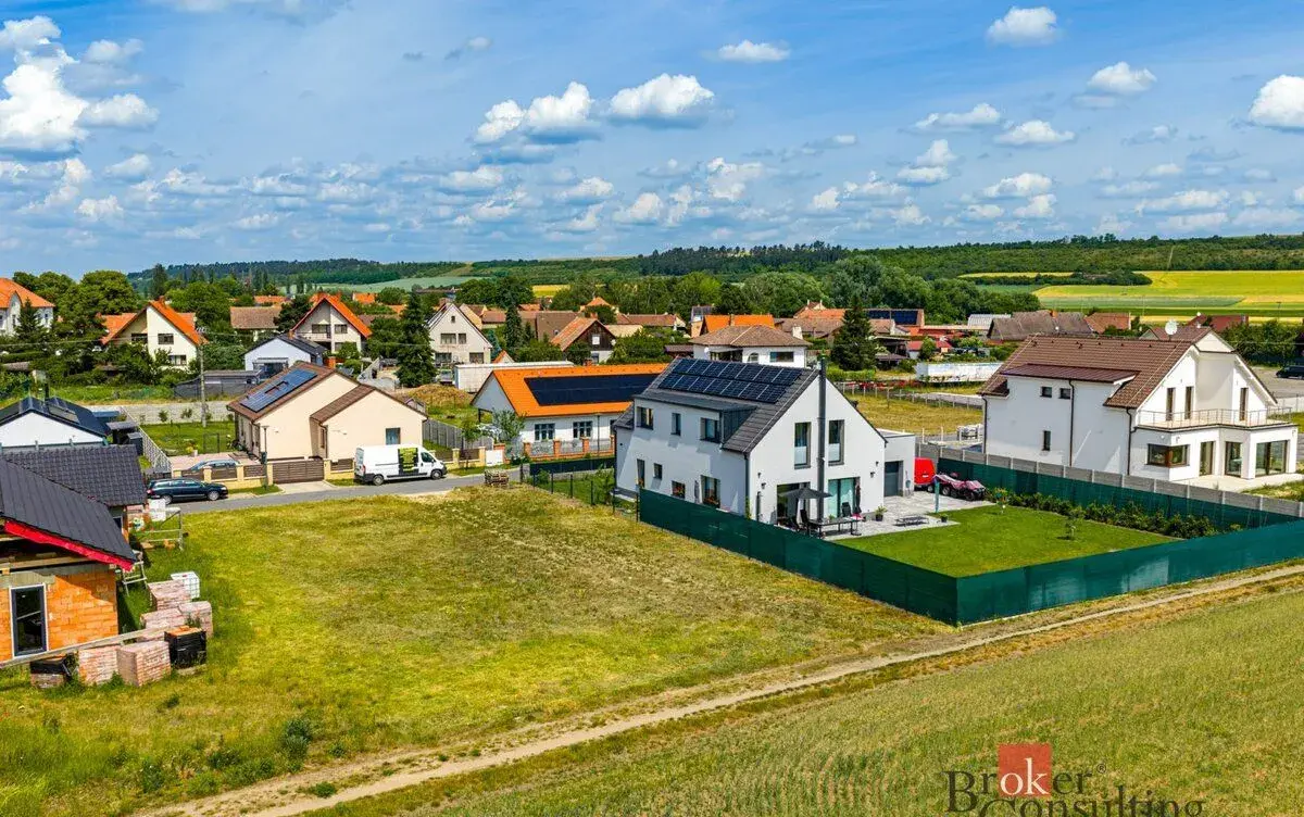 Prodej, pozemky/bydlení, 827 m2, Nedomice, Mělník [ID 77639]