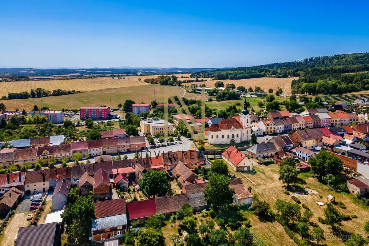 Prodej rodinného domu 5+1, 144 m², Černošín