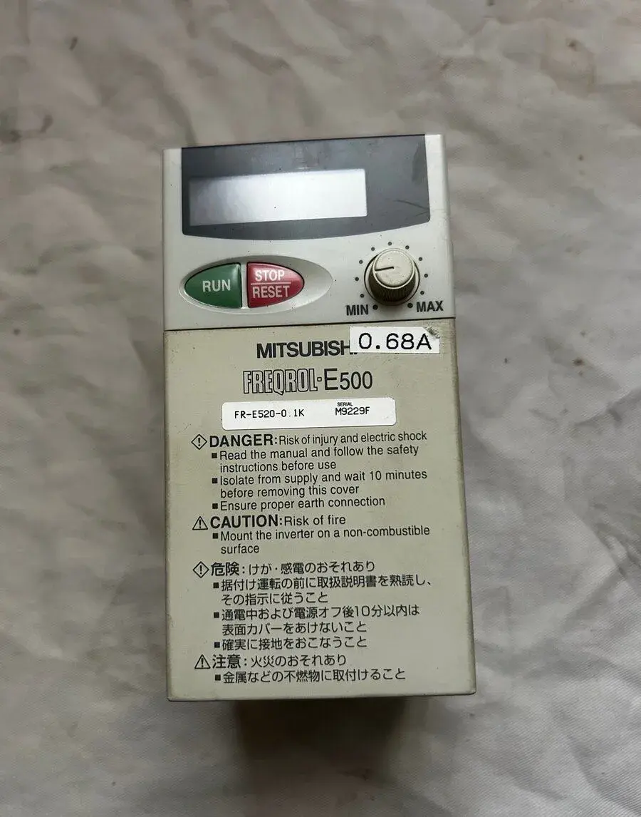 Frekvenční měnič Mitsubishi FR-E520-0.1K | 0.1 kW