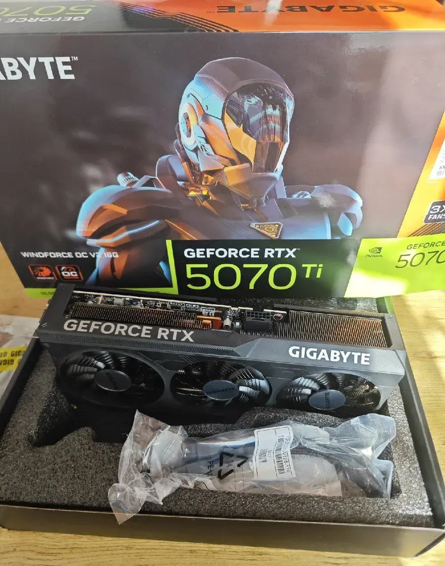 RTX 5070 TI 16GB GDDR7 GIGABYTE WINDFORCE OC V2