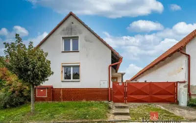 Prodej, domy/rodinný, 105 m2, Bezdíčkova, 53304 Sezemice, Pa