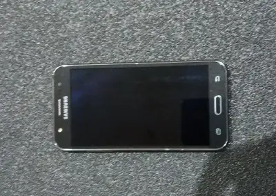 Samsung Galaxy J5 Duos (SM-J500F) – černý, plně funkční