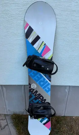 Snowboard FireFly 158cm s vázáním SnowPro