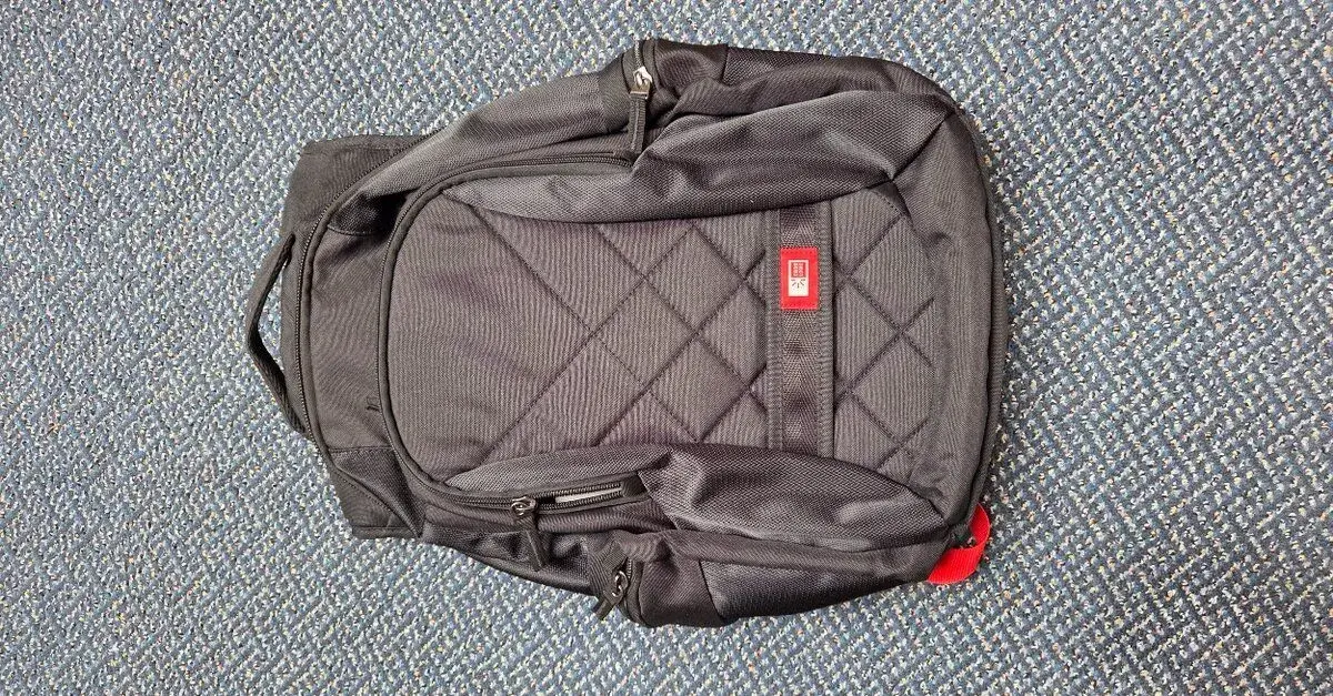 Batoh Case Logic 16"