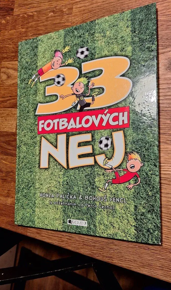 33 fotbalových nej