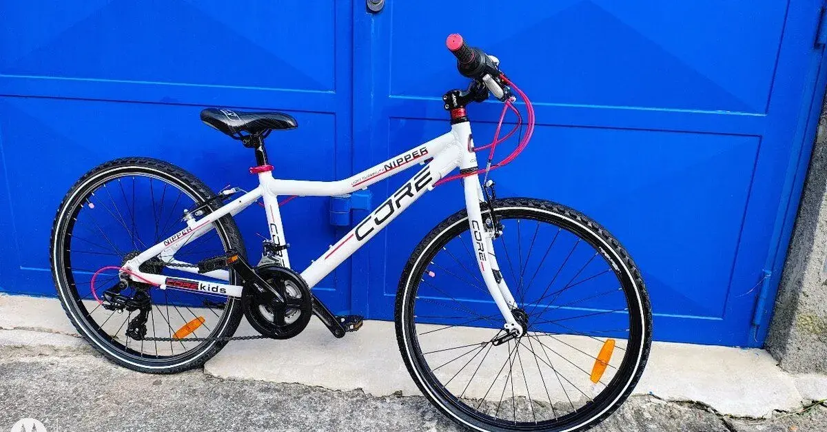 Dětské kolo CORE NIPPER 24 bílé